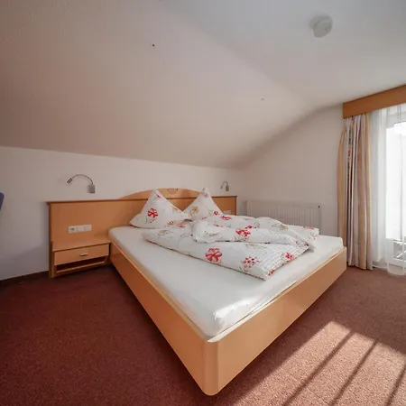 Pitze Pensionat 3*