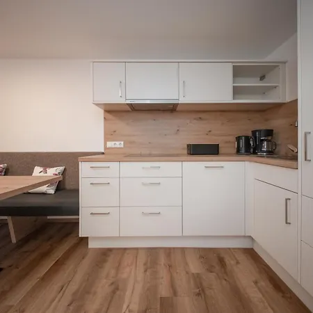 Pitze Pensionat 3*