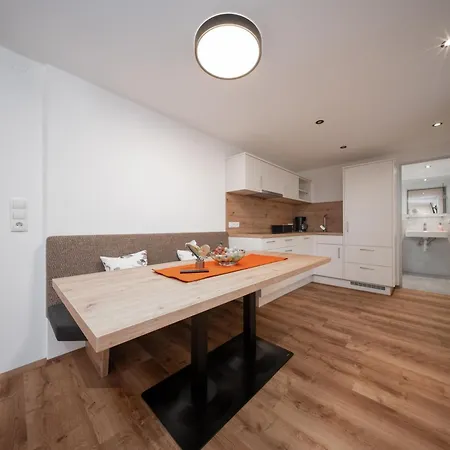 Pitze בית הארחה